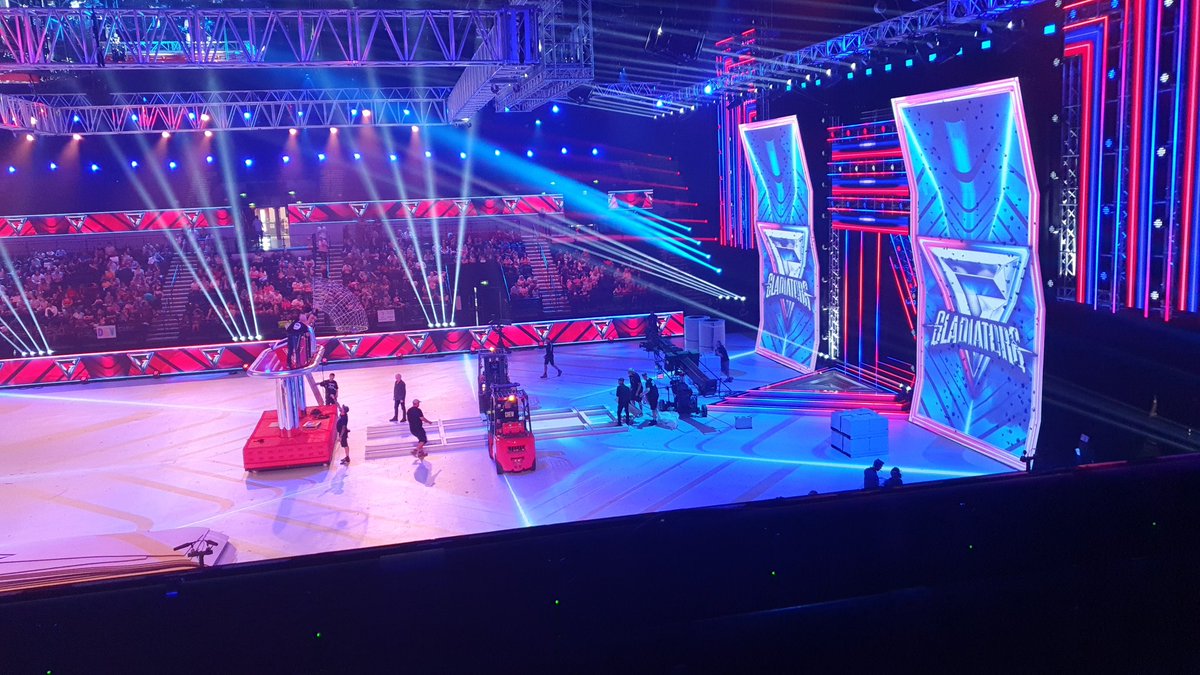 MATTP81's tweet image. #gladiators @BradleyWalsh #gladiatorstv @gladiators Hi to molly and Harry mcgill who just got here . and have sneaked off school. Still in their uniform. In block 217. From worksop