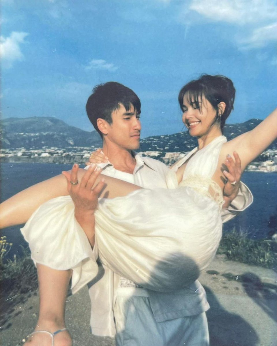 KCxnyph's tweet photo. Congratulations my babies💖 Ackkkkkk finally😭 
#nadech #yaya #nadechyaya #urassayasperbund #engagement #nadechyaya https://t.co/JzcRfhK24m