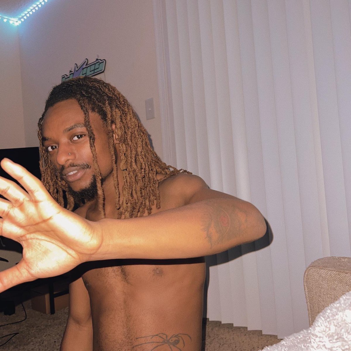 steezy_steezus's tweet photo. https://t.co/YnGgciGtER