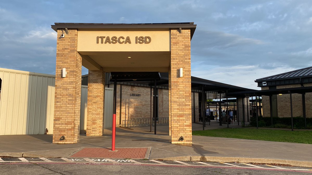 BREAKING: Itasca ISD School Board votes to suspend Superintendent Michael Stevens following his arrest in a months long undercover sex sting. Veteran Superintendent Keith Boles will step into his role starting tomorrow. He previously served as Interim Superintendent.