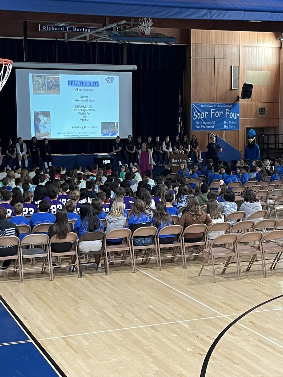 Excited to welcome our incoming 6th grade Bluejays!! <a href="/CRAMrMillaway/">Brad Millaway</a> <a href="/CathyAreman/">Cathy Areman</a> <a href="/JennBenbrook/">Jenn Benbrook</a> <a href="/AnneKurasEdD/">Anne Kuras, Ed.D.</a> <a href="/CTB_TSmith/">Thomas Smith</a>