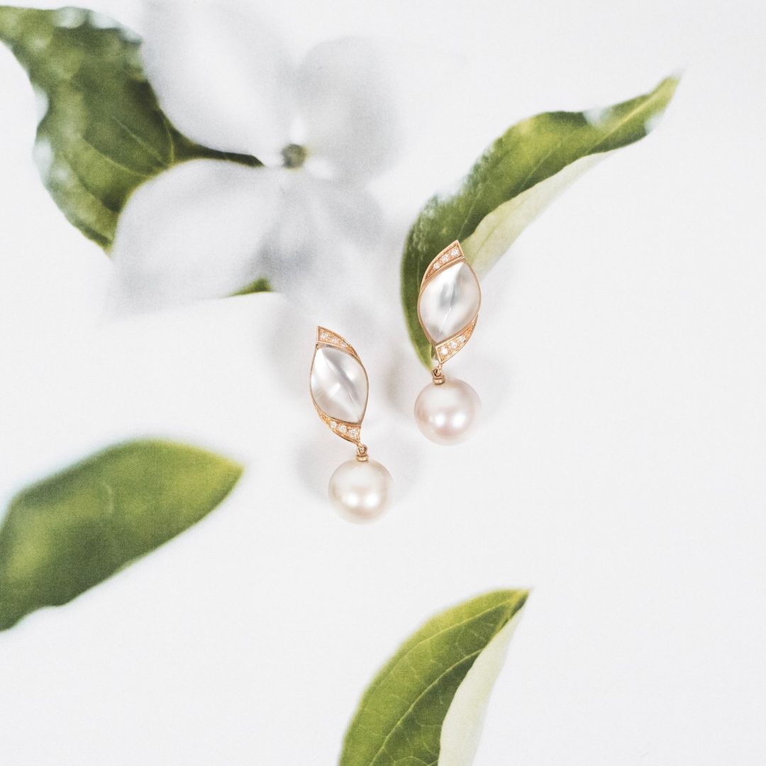 PromosQa's tweet photo. An elegant jewellery set from @utopiajewelsmilano featuring a shimmering iridescence that adds a touch of sophistication to any outfit
#AlMajed #Qatar #Doha #jewellery #AMJW https://t.co/dQbNPLeSHY