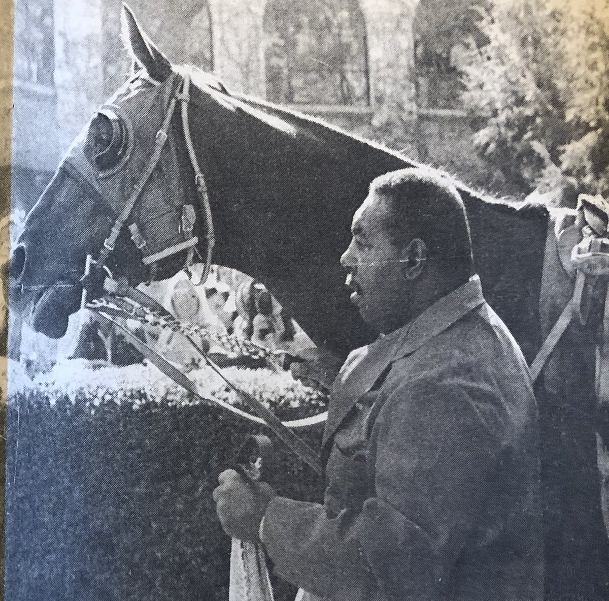 Alydar with groom Jesse Spots after Alydar wins the 1978 Bluegrass Stakes