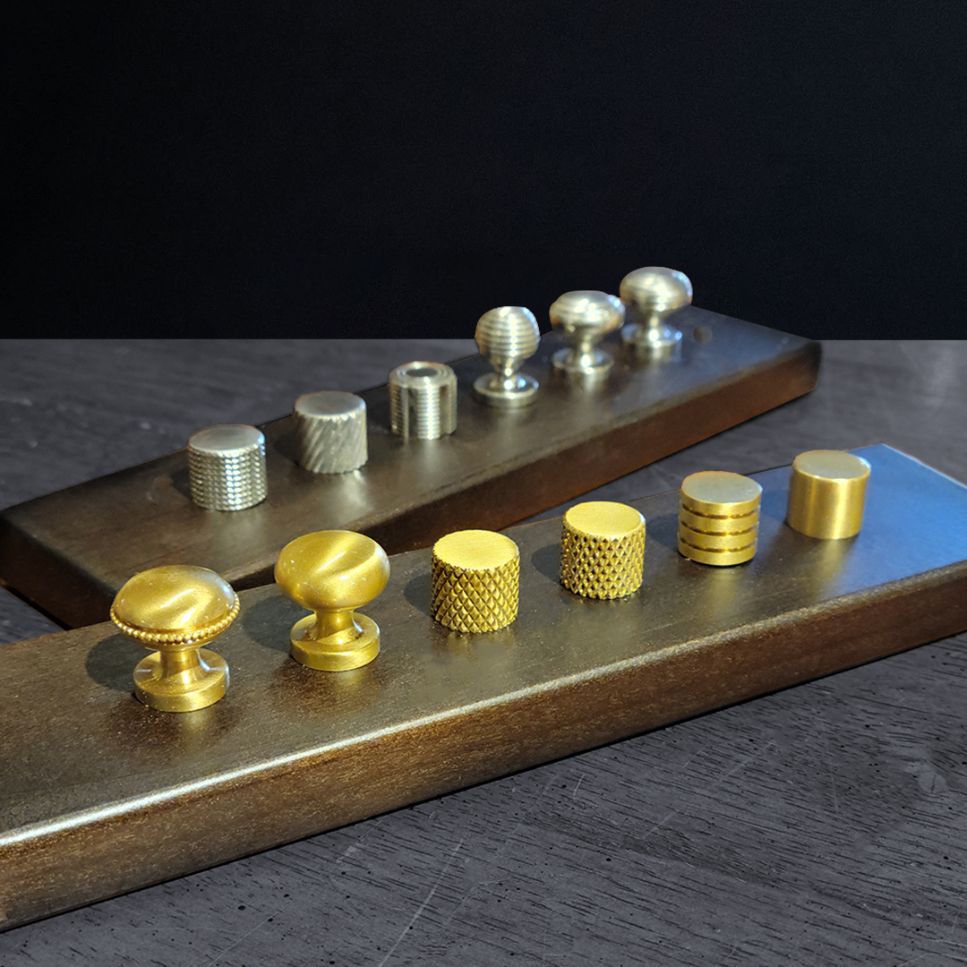 ChicagoBrassInc's tweet photo. Small details, big impact. Home renovation became much more exciting with these New Frank Allart hinge finials. Ready to make a bold statement?
Come see them in person and be inspired!
#chicagobrassinc #finials #hinges #FrankAllart https://t.co/0oiv6eRwaU