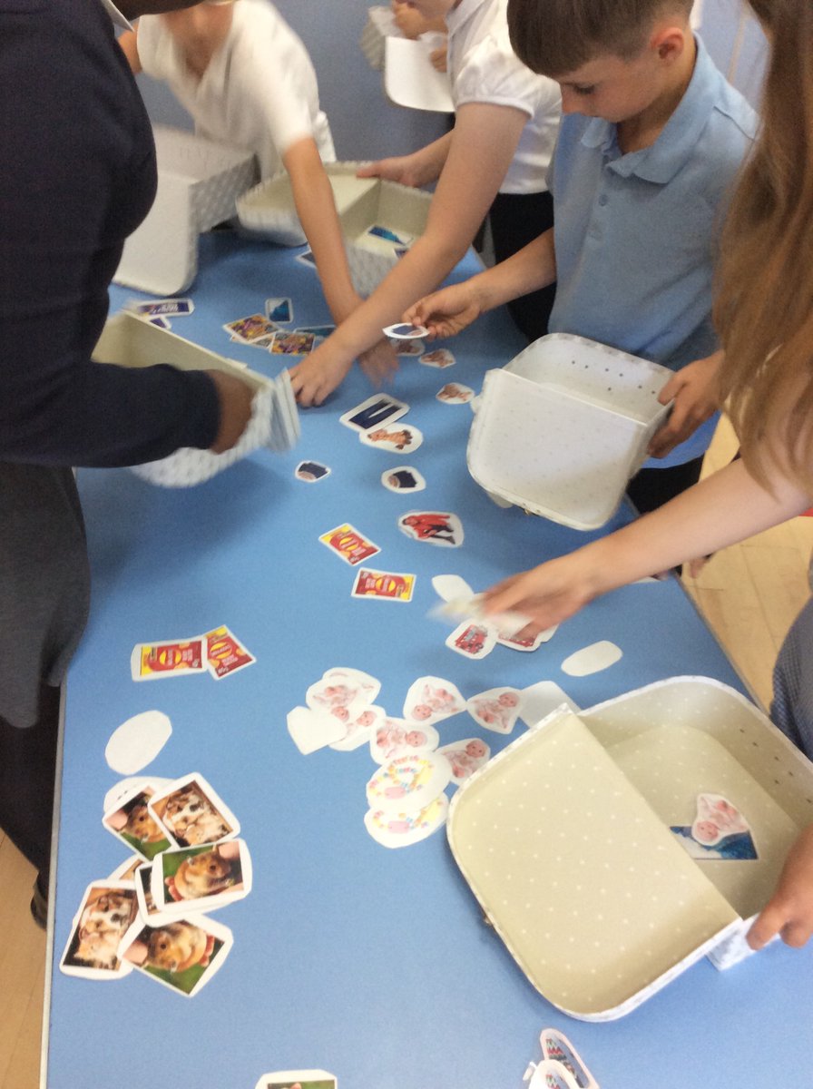 stbarnabasyork's tweet photo. A fantastic workshop looking at Asian Ugandan refugees on the 50th anniversary of lots of their arrival in York. We learned so much and it really made us think. Thank you so much @EimaanShamim https://t.co/SOP2B0k6iT