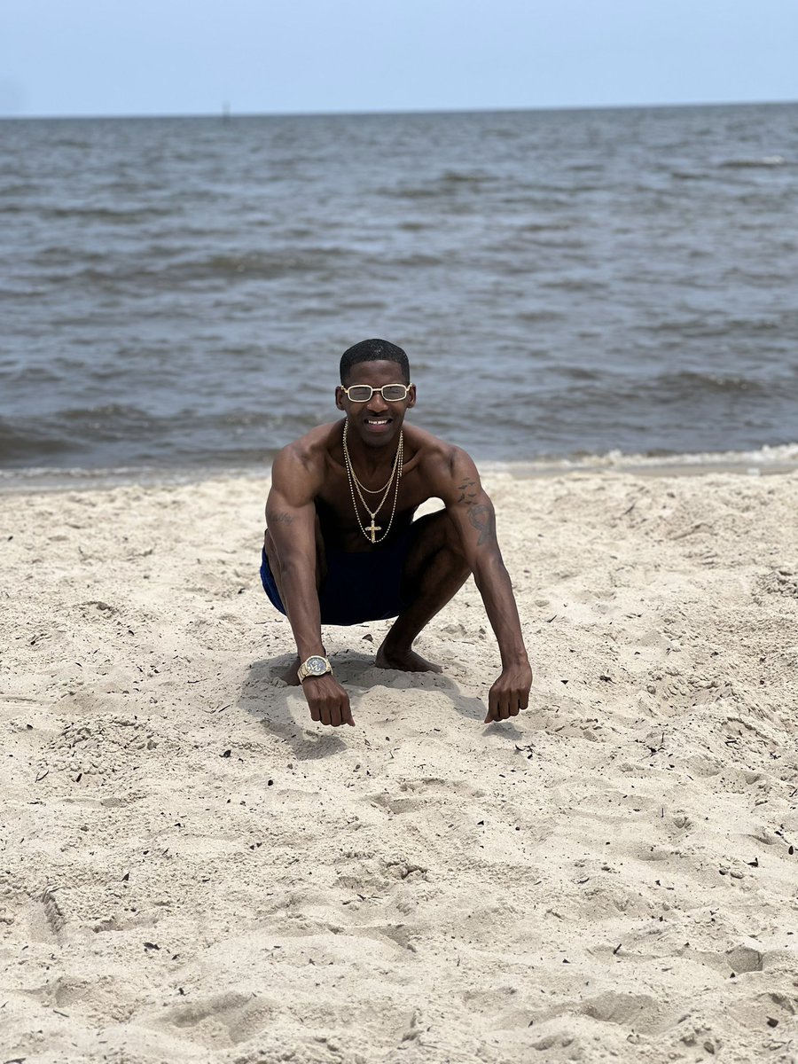 Coming_Soon_87's tweet image. I WAS ON MY WAY HOME TO SHREVEPORT, UNTIL I REALIZED HOW MUCH OF A MINI BREAK I NEEDED. WITH THAT BEING SAID, LET ME ENJOY THE REST OF THIS WEEK ENJOYING GULF PORT, MISSISSIPPI…..💙💪🏾💙‼️

#breakneeded
#beachlife
#foreveryoung
#minivacation