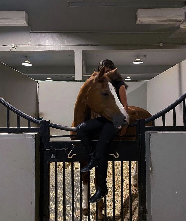 بحر 🌊 (@butterflless) on Twitter photo 