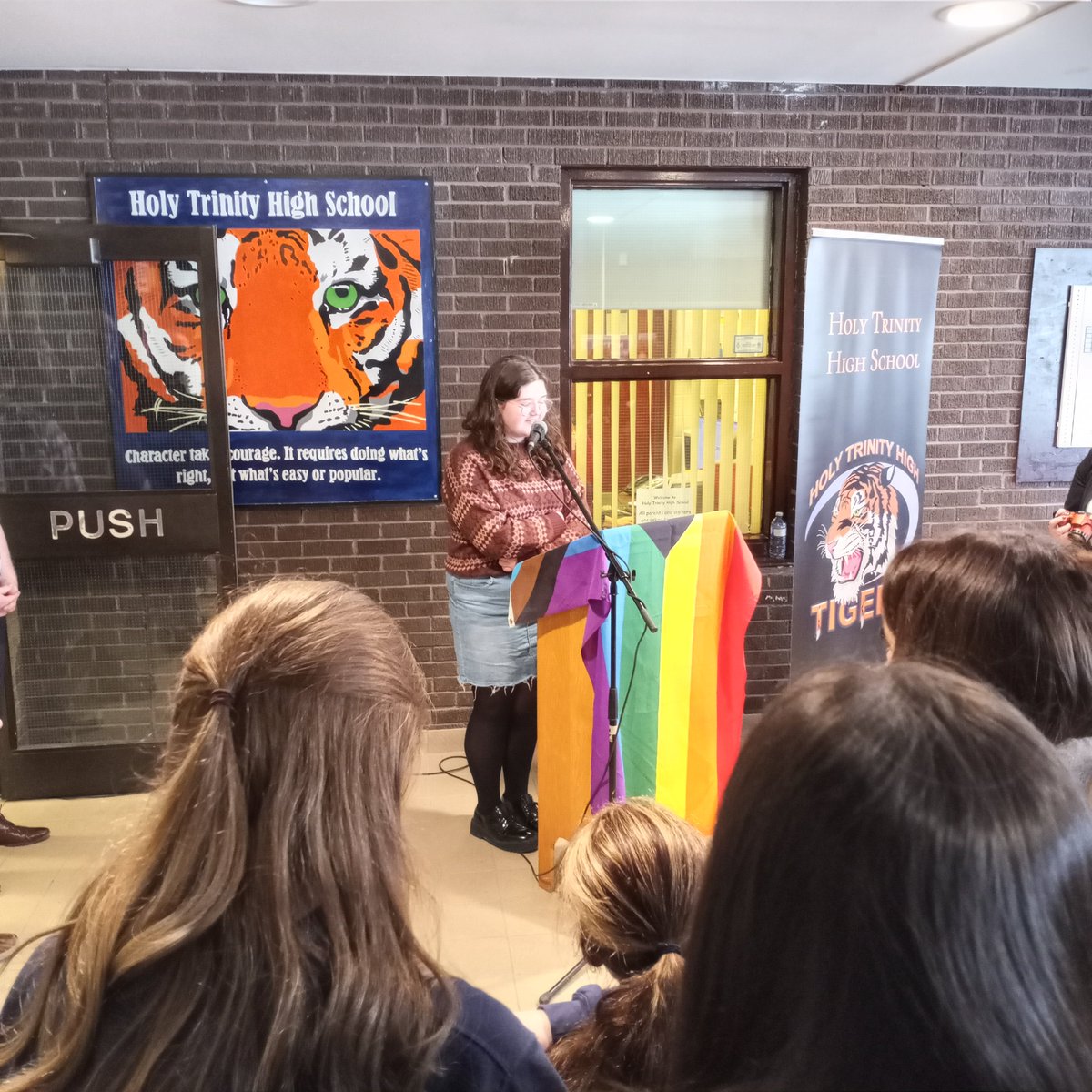 Ms.Brennan.NL tweet media