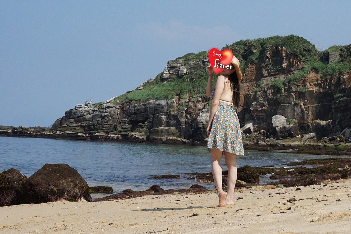 🏖️夏天不去沙灘？那要去哪裡？
話說秘境也太多人了吧！好幾對在拍👙比基尼照😎~
嗯！😉為什麼大家褲褲都掉了還在拍照~~~
誰來一起野外玩耍？
或是帶我們進房躲太陽☀️

#夫妻情侶聯誼
#清新不清新
#交換不交換