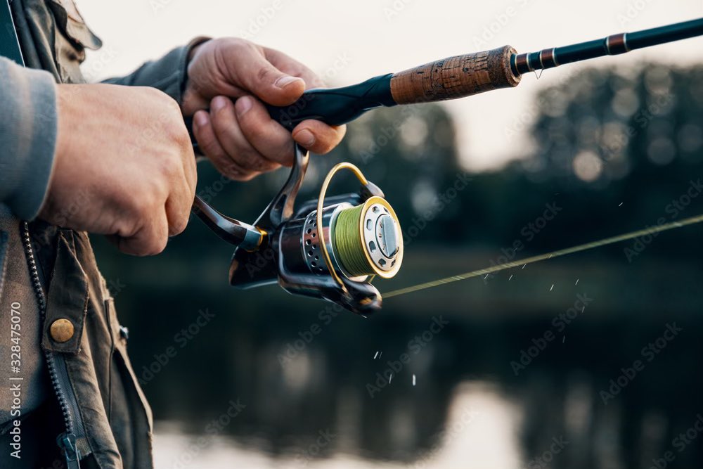 🎯🎣 FISH FRY &amp; BULLSEYE on the patio. Tomorrow, Tues June 6 at 4pm! We’re serving up fried-to-order catfish &amp; hush puppy baskets, pints of Dam Lake American Wheat for just $4, &amp; Arkansas Outdoor Society will be on site w inflatable archery ranges &amp; a Pole Casting Challenge! 🍻
