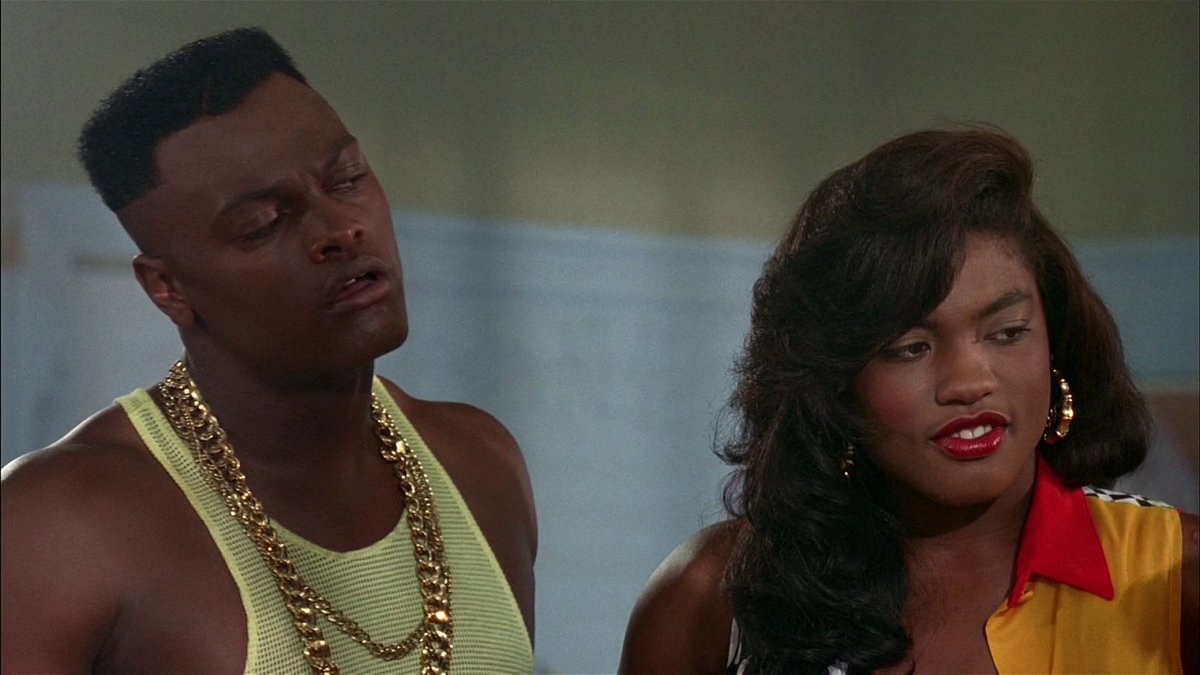 AuxGod_'s tweet photo. On this day in 1992, “Class Act” premiered

Although it didn’t receive the widespread appeal nor the iconic status of House Party with Kid n Play, It debuted No.7 at box offices grossing $13M off a $7.5M budget 

Did you enjoy this film? 🤔 https://t.co/k3INzjodoa