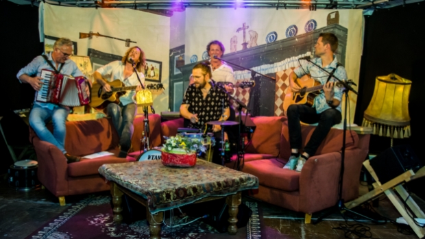 VOV viert 75-jarig bestaan met Feestmarkt -  contactnoord.nl/l/455720