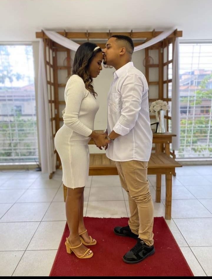 MicheleLeone0's tweet photo. Quem disse que Deus não apaga passado, é escreve uma Nova História!💙
#DiadoSim💍❤
Eu, eu mesmo, sou o que apago as tuas transgressões por amor de mim, e dos teus pecados não me lembro. #Isaías43:25 🙏 https://t.co/UzKs1ZQrFZ