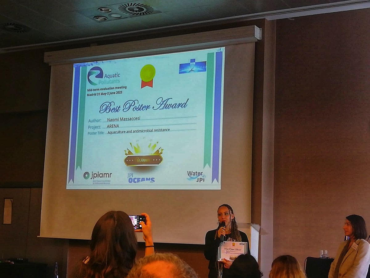 arena_jpi's tweet photo. A PhD poster competition took place during the #AquaticPollutants Meeting where Naomi Massaccesi and Jose Maria Castaño presented their results. 
PhD forum ended in the best way with the win of the poster of Naomi Massaccesi titled “#Acquaculture&amp; #Antimicrobialresistance" 💊🐠 https://t.co/Qc3gJ3ncXP