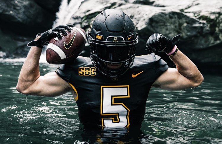 #AGTG After speaking with @AJHOWARD_ASU I am grateful to receive an offer from Appalachian State University !!🖤💛 @CoachNorman_AGR @LCAFootballVA