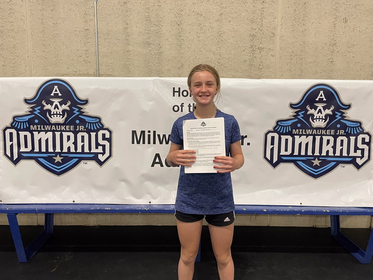 Crazy_bikerdude's tweet photo. Katella set some big goals, put in a ton of hard work, and turned a dream into reality.
She is very proud to announce she earned a spot with the @mkejrads 12u girls team.
#RollAds #Anchorsdown https://t.co/gelMqw0q79