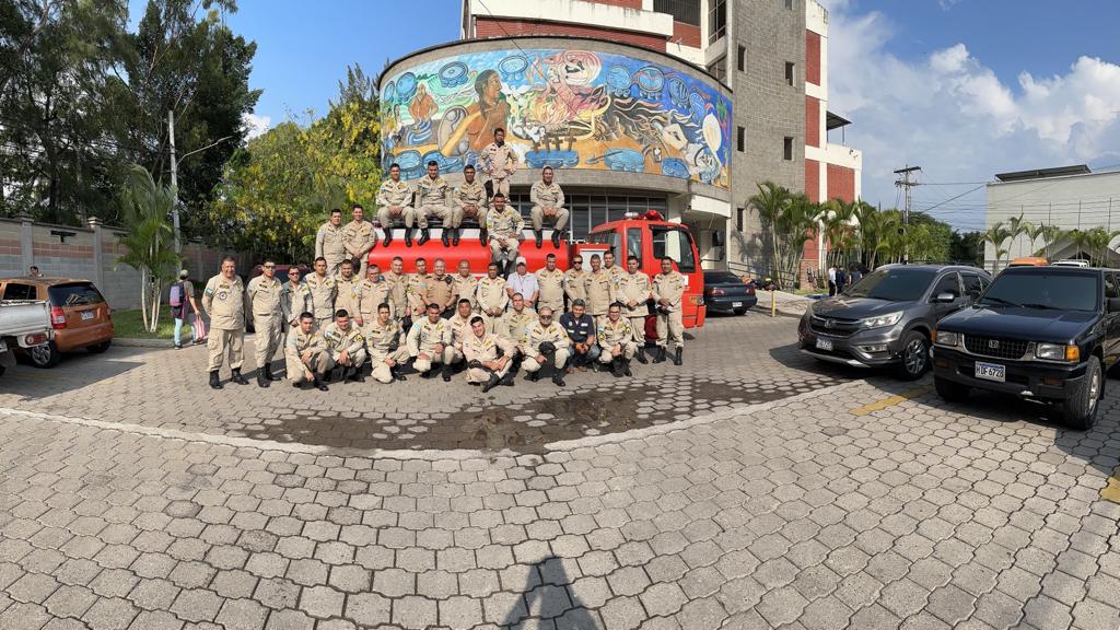 OrbeaJone's tweet photo. Seguimos con las capacitaciones! La semana pasada en Honduras y hoy comenzando en  Guatemala! https://t.co/usiZs0TQ9X