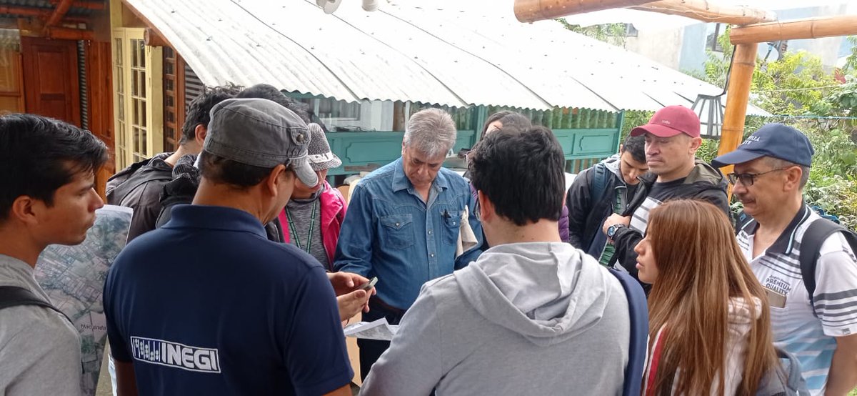 igacColombia's tweet photo. 🇨🇴🤝🇲🇽En el Marco de la #COMIXTA México-Colombia, visitamos La Calera junto a @INEGI_INFORMA.
Allí realizamos trabajo en campo para reconocer y validar en terreno, la realidad predial en relación con la información obtenida por tecnologías de observación de la tierra.💪 https://t.co/5zx1Bg5jyn