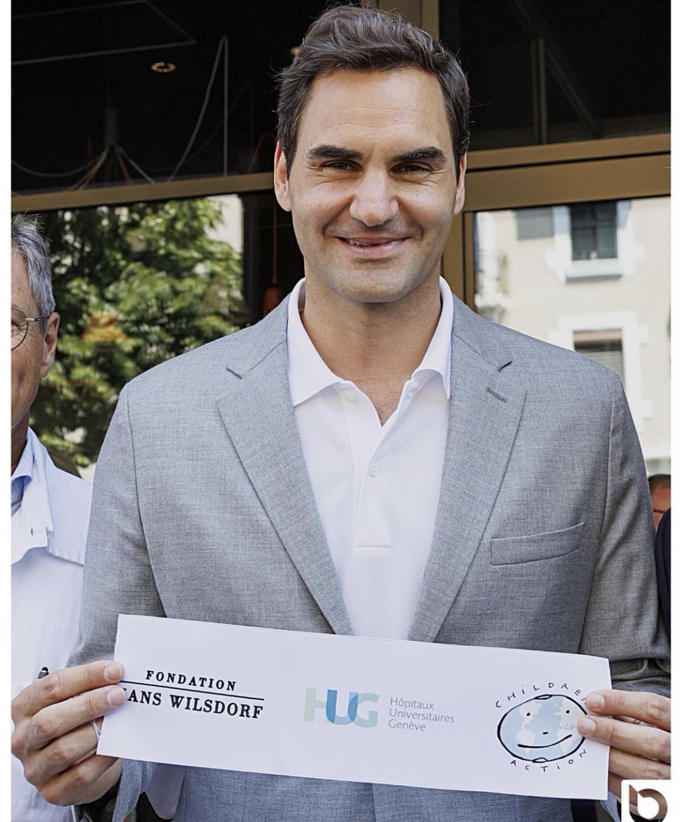 via @lemanbleutv 

Roger Federer in Geneva!

@Hopitaux_unige 🇨🇭