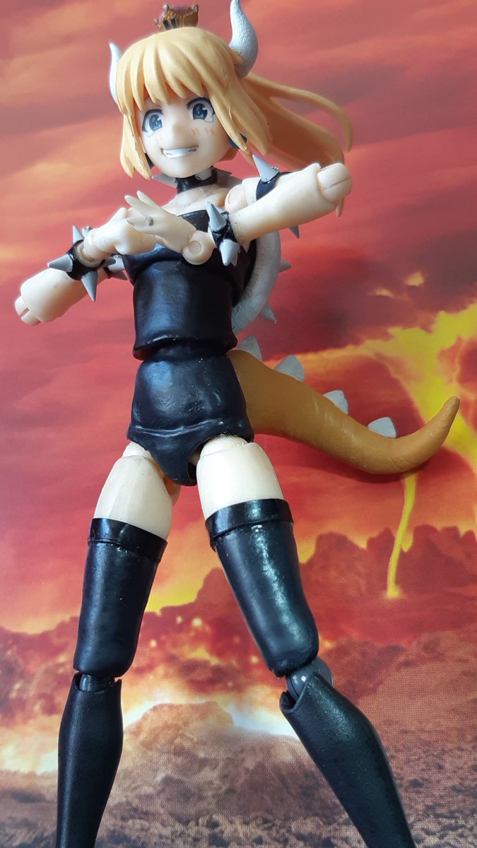RoboSpaceKitty1's tweet photo. Went back to do revisions this year as I wanted to improve them. Now has proper spikes for cuffs/collar, earrings, black has been recoloured to a flat finish over shine. Need to stop procrastinating and get on with boosette.
#Bowsette #figma #Nintendo #gaming #bowser #mario https://t.co/RqxaEENTOb