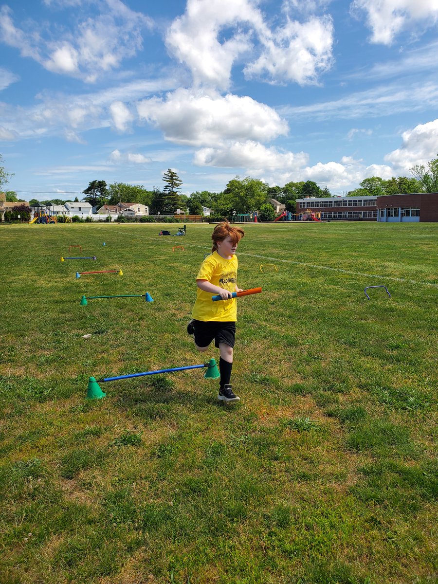 Field day week is underway!  Thank you to our <a href="/meadowbrook_pta/">Meadowbrook PTA</a> for our t-shirts! 3rd grade to start it off...<a href="/meadowbrookem/">MeadowbrookSchoolEM</a>