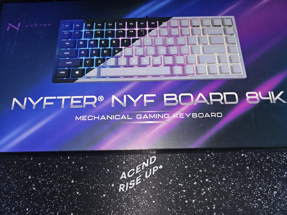 💥💥!.!.!Giveaway time!.!.!💥💥

Anyone wants a Juicy white Keyboard from <a href="/Nyfter_com/">Nyfter</a>? 
Well here you go! 👀

All you have to do is:

Follow <a href="/OhMycaLUL/">Myca</a> &amp; Retweet

And make sure to Check out their Website for all the other stuff they sell. 😊

Winner will be drawn at 20.06 🫡
