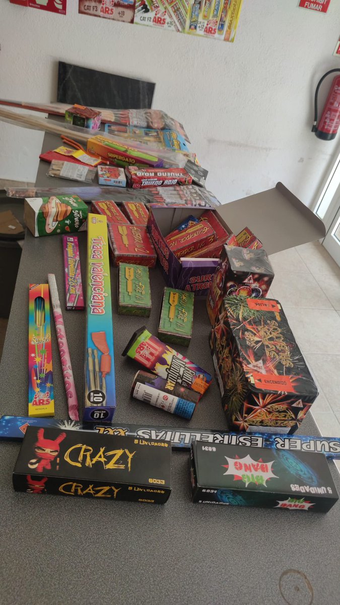 Nova Panera! Voleu entrar al sorteig de la panera de Sant Joan? 

Cada butlleta 1€! Contacte amb nosaltres !