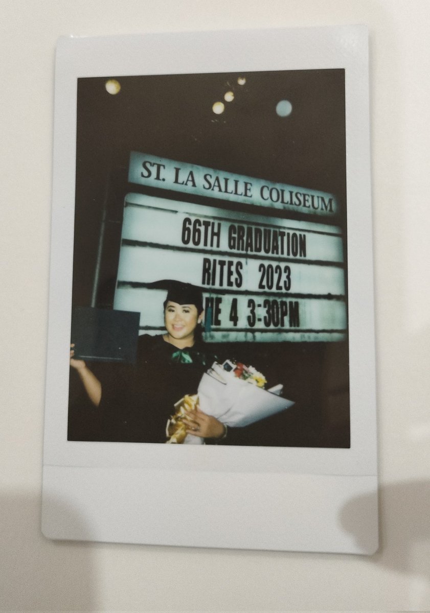 Steffie121700's tweet image. Mission accomplished 💚🎓
#Lasallian #USLS #Batch2023 #graduation2023