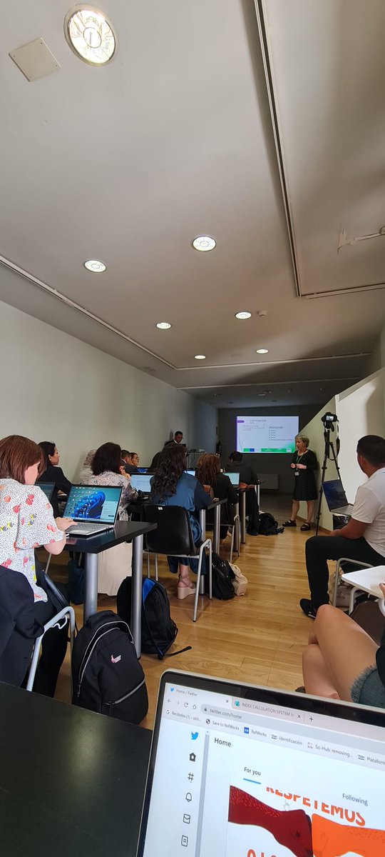 IUEM_UAM's tweet photo. La tarde ha tratado el tema "La situation actuelle aux universités partenaires" haciendo una revisión de los datos que tiene cada universidad y su desagregación https://t.co/msHEDsHcj0