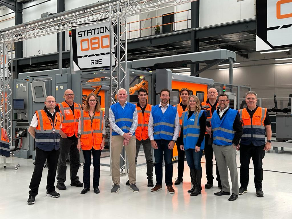 We recently had the pleasure of hosting some of our US dealer partners @monarchtruck, @tomstruckcenter, Industrial Power Equipment and Truck, and FMI Truck Sales and Service at our Coventry UK HQ. Paving the way for a more #sustainable future #poweredbyREE.