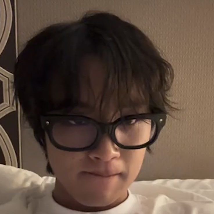 happy fullsun day, my forever ult ʕ˙Ⱉ˙‧:ʔ

#OKAYCUTItsHaechanDay
#기다려왔잖니_쩨고의날_해찬생일
#HAPPYHAECHANDAY