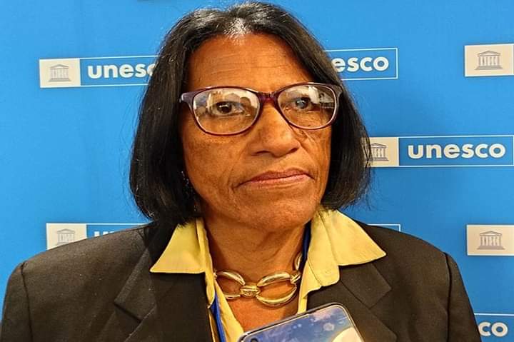 MorbelysC87467's tweet image. #Cuba apoya proceso en UNESCO sobre educación para la paz. La  Dr.C. Margarita Mc Pherson , intervino para actualizar la Recomendación 1974, que busca potenciar  la educación como promotora de paz,  cooperación y 
derechos humanos.
#EducacionParaLaPaz
@CubaMined
@EmbacubaCol