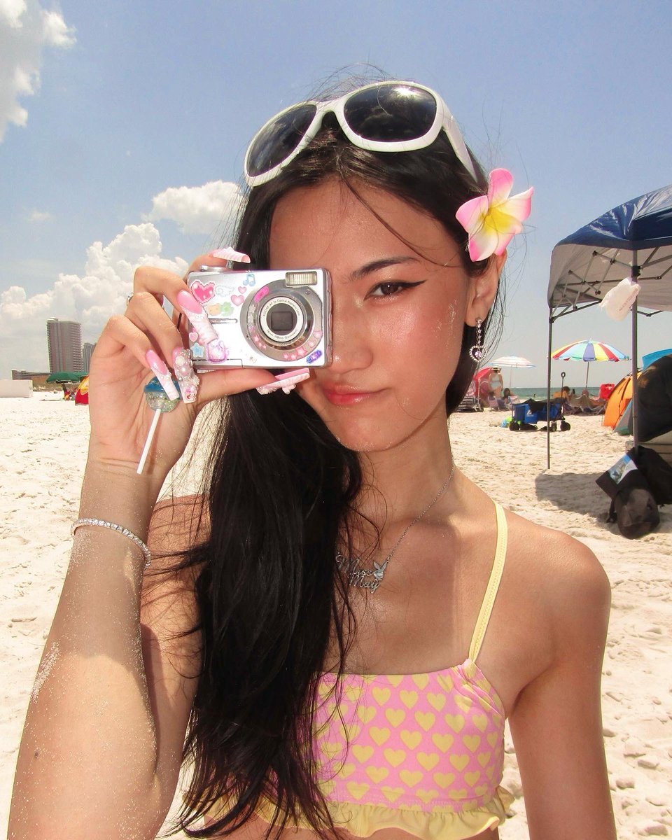 kxoktty's tweet photo. (^_−) ~ ♡ 🫧👙🥥 https://t.co/XZUvBF8EbA