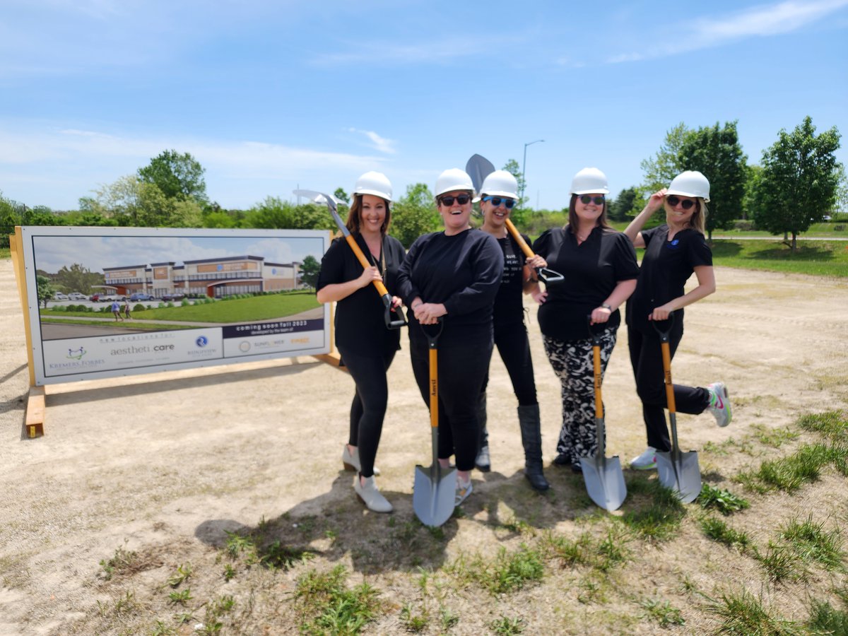 📢Exciting news! Ridgeview Eye Care is expanding to Lenexa! 🎉

🏢New location: K7 &amp; Prairie Star Pkwy

👧 Pediatric Specialist
👁️ Myopia Management
💆‍♂️ Dry Eye Spa
👓 Optical Boutique

Opening January 2024! Stay tuned! 🎉
#RidgeviewEyeCare #Lenexa
#EyeCare #ComingSoon