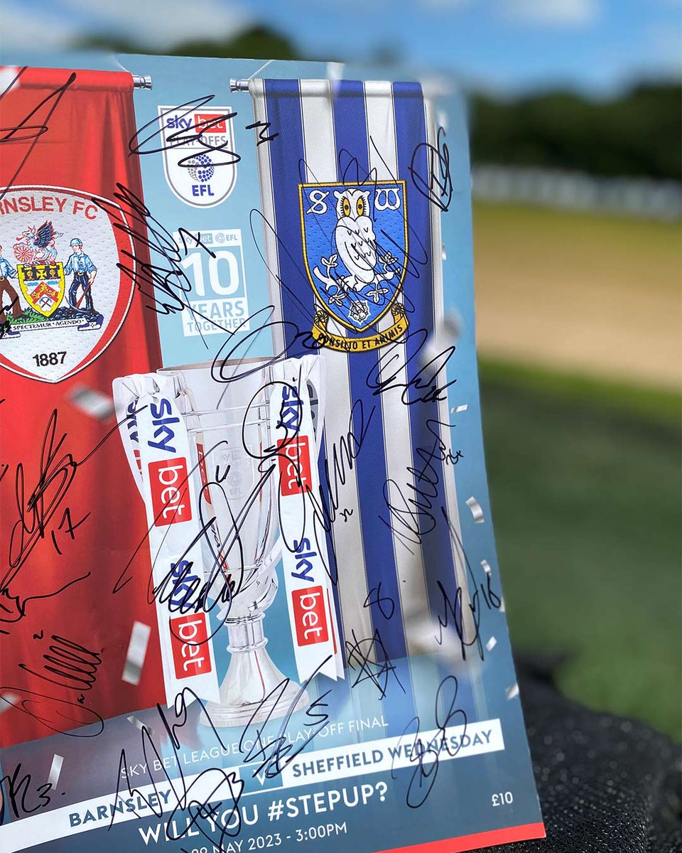 Now this is some giveaway! 🦉

We have a match programme from Wembley signed by the chairman, manager and squad!

To be in with a chance of winning; RT, follow us and reply with your best memory of the season - on or off the pitch! 👇