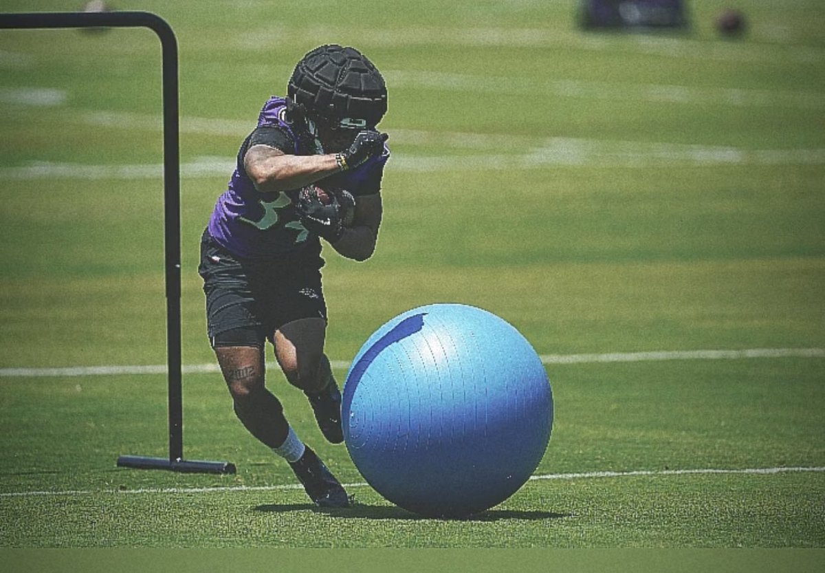 LiveRavenNation's tweet photo. Keaton Mitchell. 😤💯 https://t.co/JZpdcRjND6