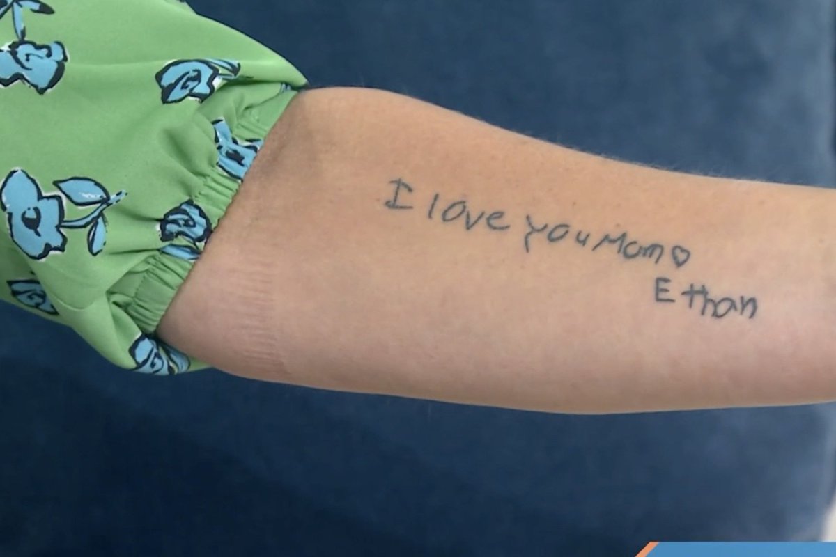 @AnitaWilkinson0 @Julez_TrueCrime @HARSHRE36544961 Stacy Chapin shares her tattoo (in Ethan's handwriting) 💚🌷