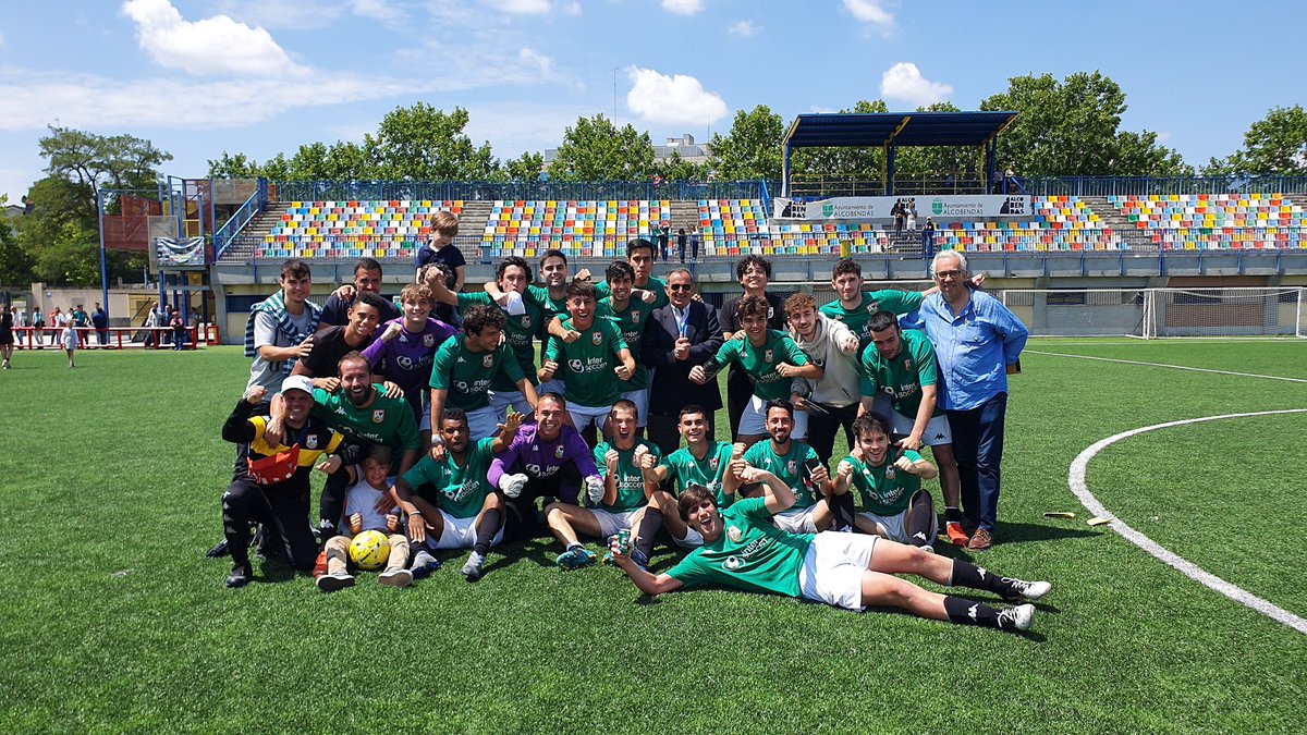 ADAlcobendas's tweet photo. ✅ OBJETIVO CUMPLIDO 🥳

¡¡Seguimos siendo equipo de Primera Regional!!

💚 Victoria frente San Roque.
⚽️ 2-1
🥅 Josito y Alberto

Cerramos una segunda vuelta increíble que nos certifica salvación, no sin sufrimiento. https://t.co/FUKzVxTELd