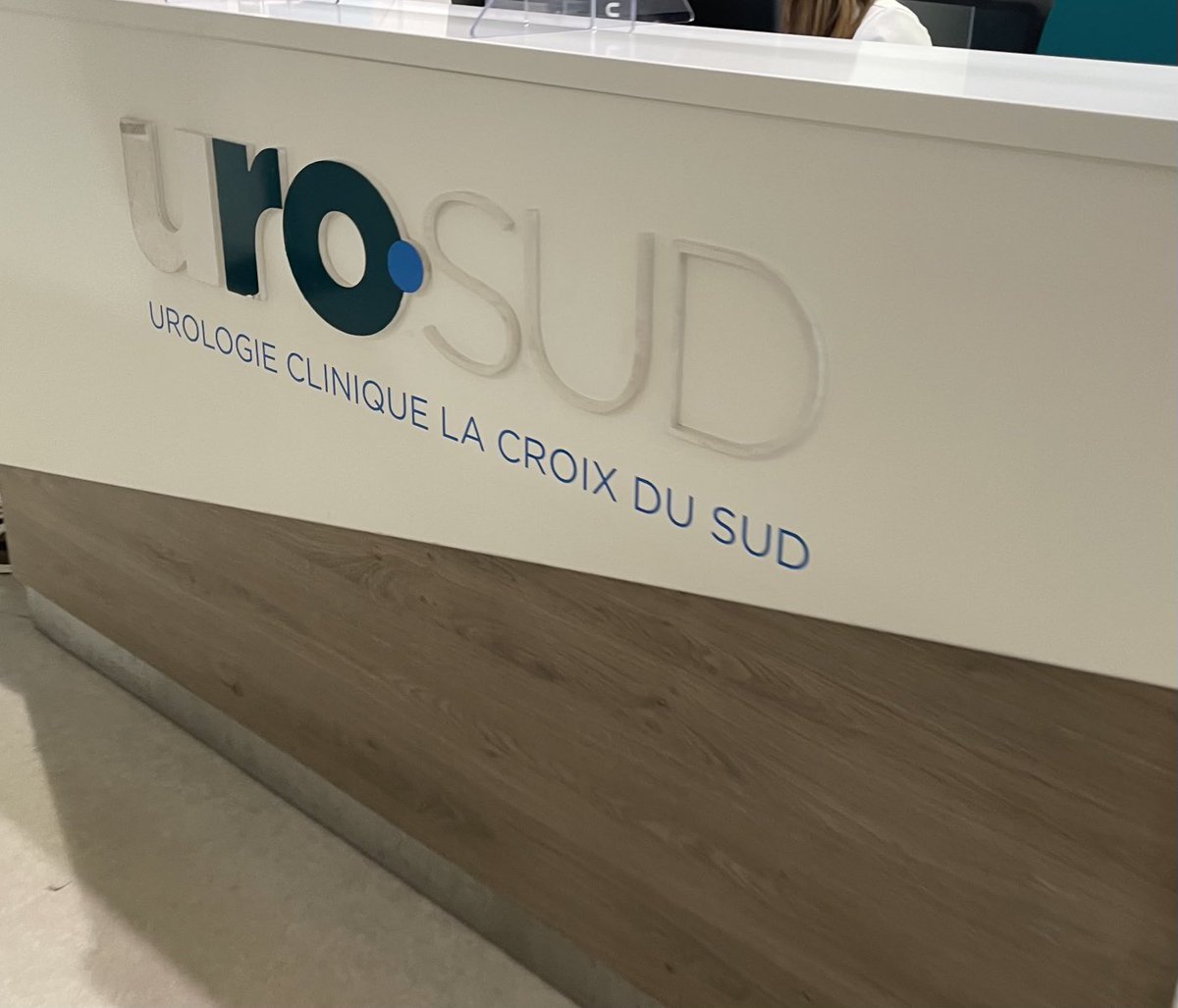 Journée d’observation/formation prostatectomie robot à Toulouse. Merci à ⁦@GPloussard⁩ pour son accueil, ses conseils et à ⁦@IntuitiveSurg⁩ pour l’orga!