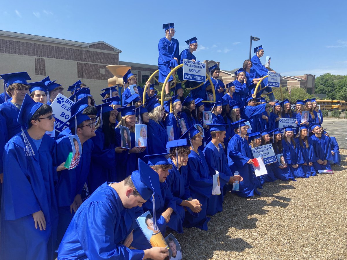 BCHSAAD's tweet photo. Our seniors walking the halls at Brookfield Elementary one last time. Congrats Class of 2023! https://t.co/IpUxUBvBTW
