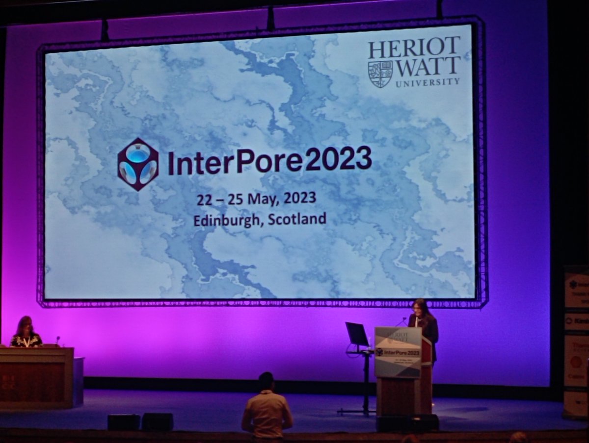 INRAE_EMMAH's tweet photo. Florian Cajot et Philippe Beltrame #EMMAH ont présenté leurs travaux sur l'infiltration d'eau dans les milieux poreux au séminaire InterPore2023 (https://t.co/8nNuhxiSLb).
@InterPoreTweets @INRAE_PACA https://t.co/SJJhCUUXQS