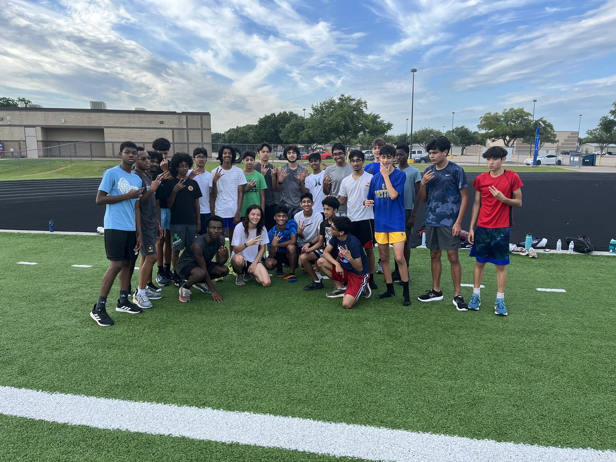 Elkins Cross Country tweet media