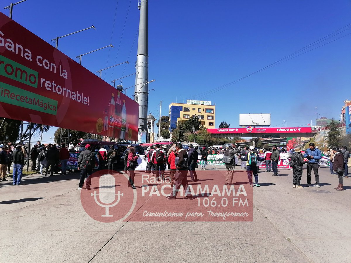 redpachamama's tweet photo. #deÚltimo #ElAlto #radiopachamama106
La #Fejuve de la #6deMarzo rechazan la #Nivelación de pasajes anunciada por el sector de transporte. Aseguran que la siguiente semana habrá un paro en la urbe alteña https://t.co/FL7f8uOrON