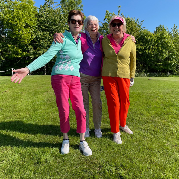 Women & Golf tweet media
