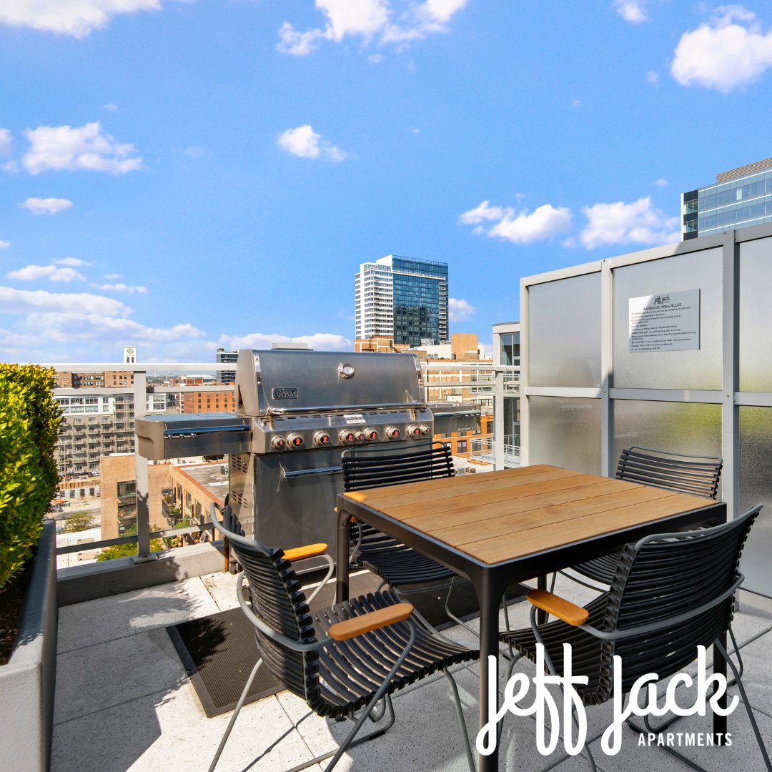 You go, grill. Nothing says summer like a little al fresco BBQ on our sunny sky deck!

#JeffJackApartments #SayYEStotheaddress #homesweethome #lpcyoubelonghere #lpcmidwest #lincolnpropco #lpchometogether #midwestisthebest #lovewhereyoulive