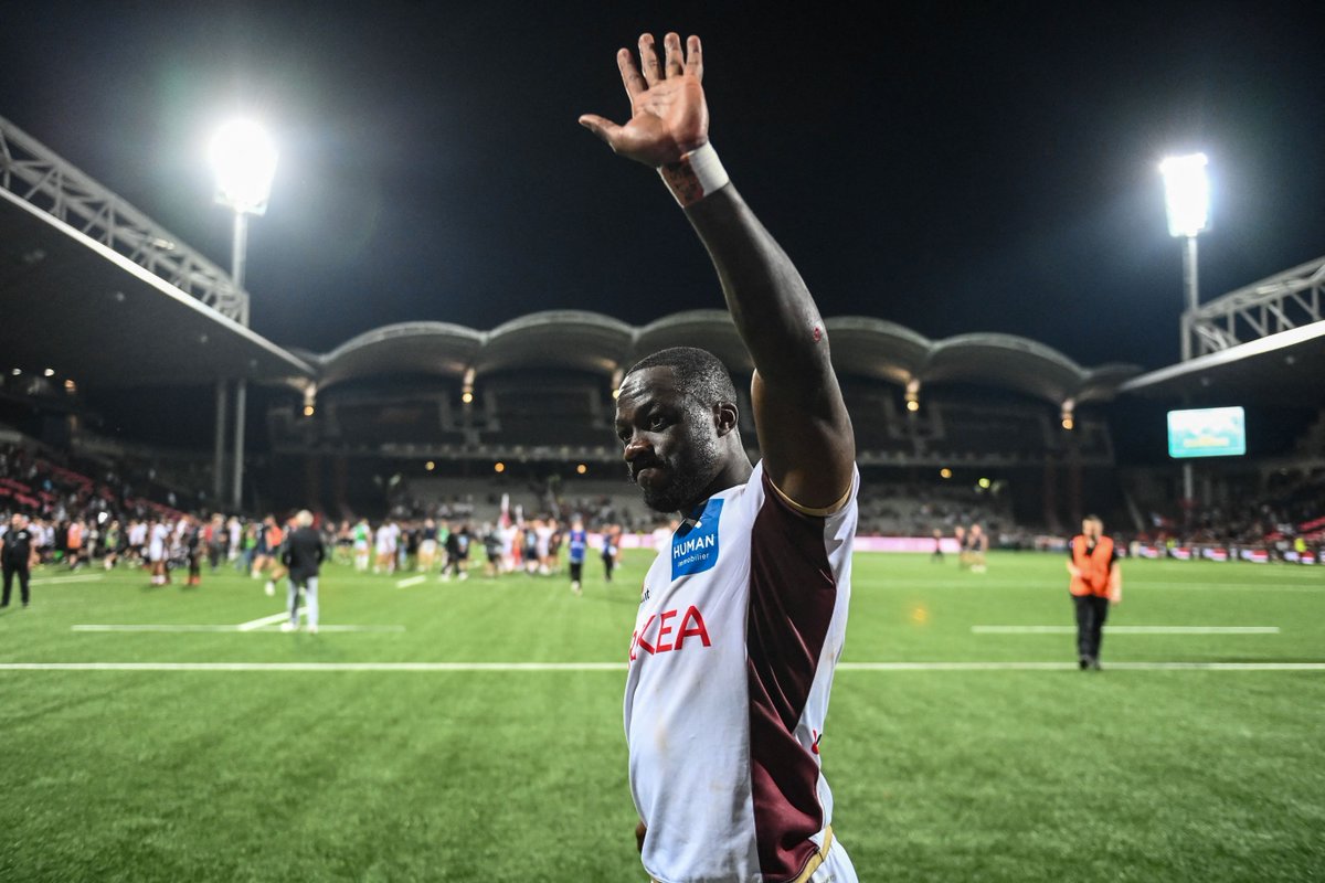 Parisian derby claimed by @racing92 👊

And @UBBrugby left it late to see off Lyon 👀

Now onto the @top14rugby semis, where #HeinekenChampionsCup winners @staderochelais and @StadeToulousain wait...

#TOP14