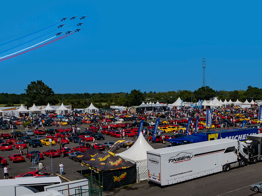 CHU_de_Poitiers's tweet photo. 🙏#Remerciements | Lors de #Sportetcollection, la @PAFofficiel et le Rafale Solo Display ont offert un #showaérien exceptionnel le 02/06, au coucher du soleil et un survol de 3 des 5 sites du CHU : Poitiers, Montmorillon, Châtellerault.
En savoir plus : https://t.co/98n90p7iUV https://t.co/pBEyMyEoiA