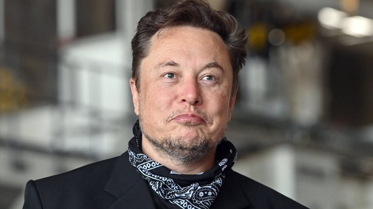 BREAKING: Republican billionaire Elon Musk is publicly humiliated as it’s revealed that Twitter’s U.S. advertising revenue has plunged a staggering 59% since he took over.

Just like Donald Trump, Musk has falsely cultivated the myth that he is a business genius, but his work…