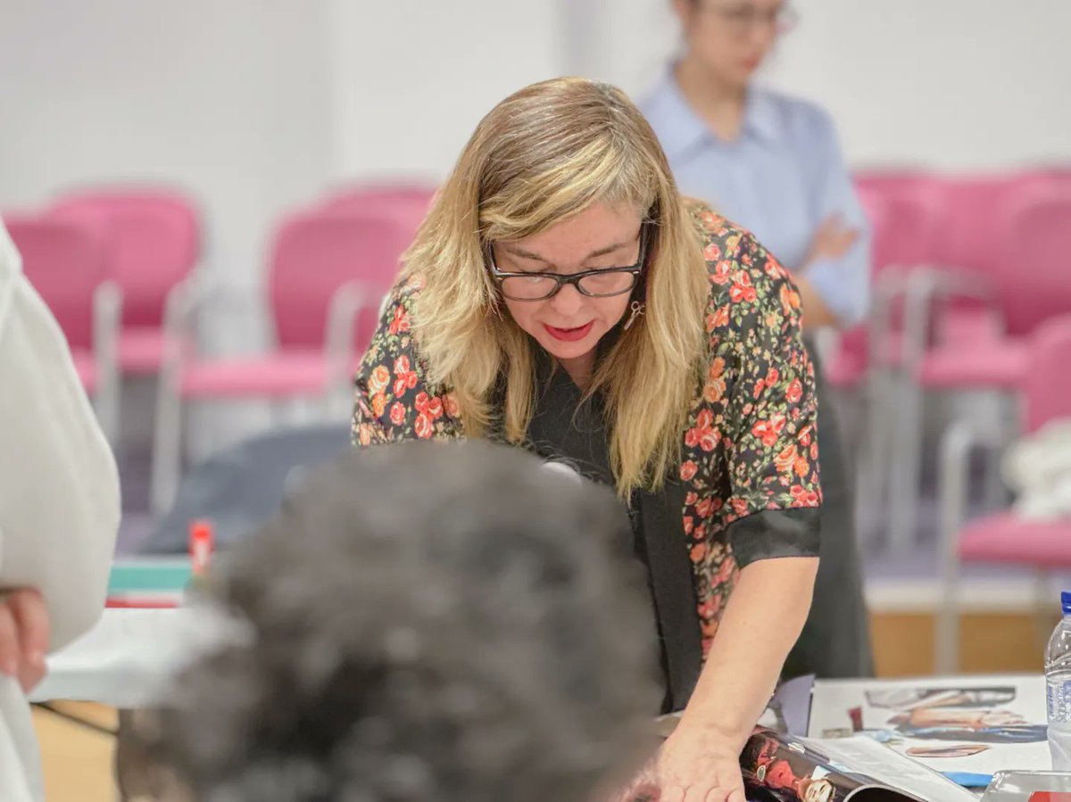 muyyeahfilms's tweet image. Fotografías del Taller de Collage impartido por #FantasíaCollage el 2 de junio en @InstMujeres ✂️✂️✂️✂️

📷 @byMolin para @muyyeahfilms

#agendacultural #LaCasaAbierta #LaCasaAbierta2023 #collage #eventos #eventoscorporativos #madrid #photo #photography