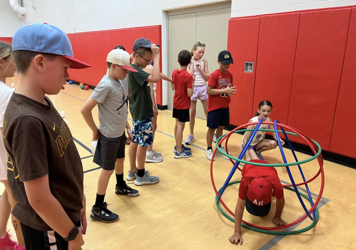 Last week went by in a flurry of fun—we bet this week will be another one!

Thanks to all of the PTA volunteers who helped make Field Day at @AHSD25Olive so successful, especially Mrs. Bradley!

#fieldday #olivemarystitt #olivepta #oliveowls
